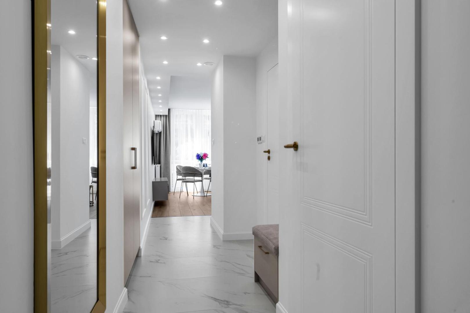 Warsaw Centrum Apartment - Workspace, Balcony - By Rentujemy المظهر الخارجي الصورة